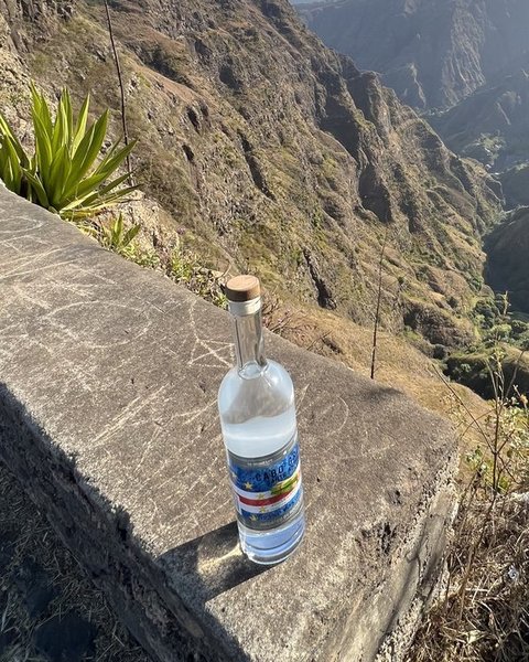 Cabo Grogue bottle overlooking the canyon